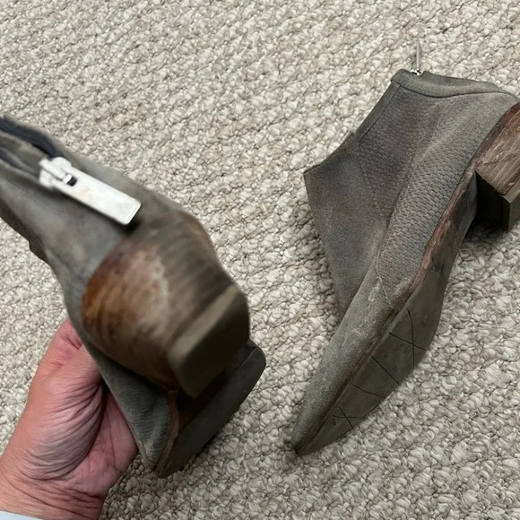 AQUATALIA Booties  Size 8 gray green boots - Picture 12 of 12